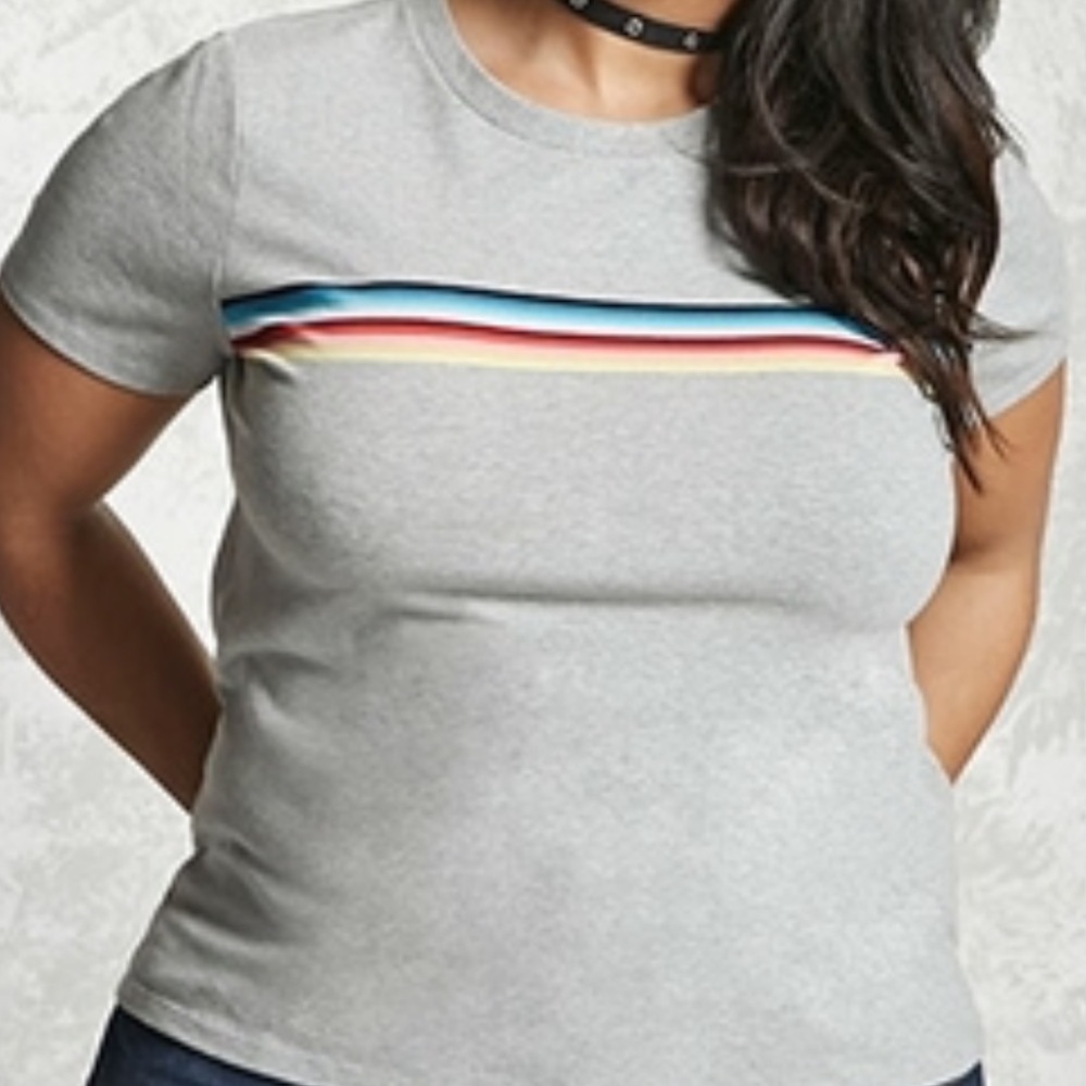 Forever 21 T-Shirt